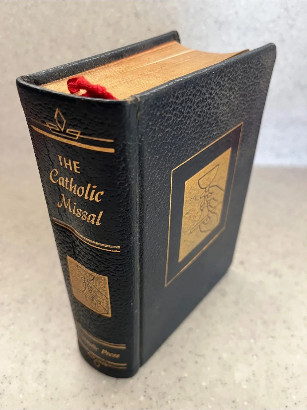 Vtg 1954 The Catholic Missal The Catholic Press Chicago Religious JP O’Connell